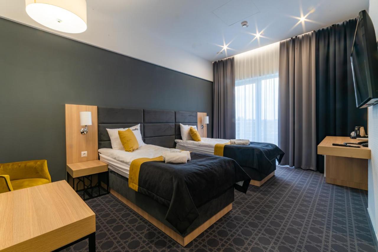 Hotel Nad Czernica Czarne  Esterno foto