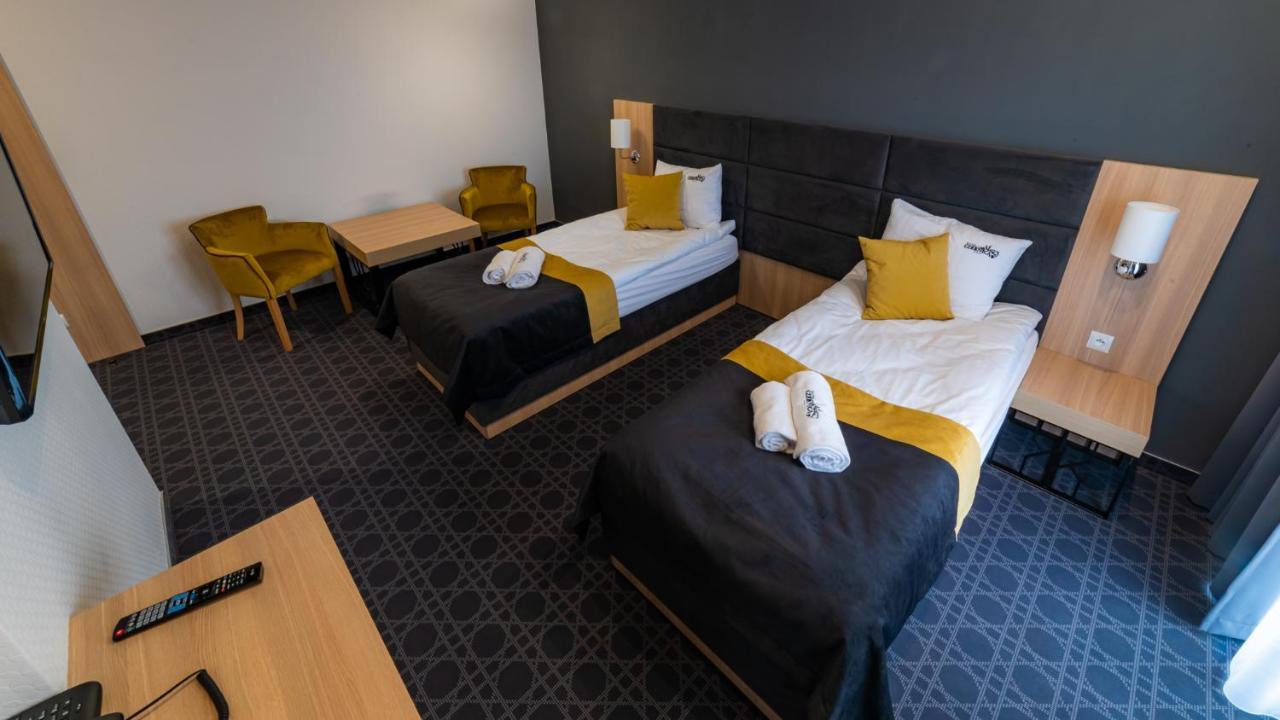 Hotel Nad Czernica Czarne  Esterno foto