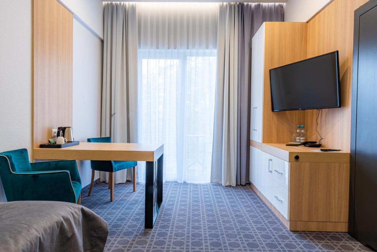 Hotel Nad Czernica Czarne  Esterno foto