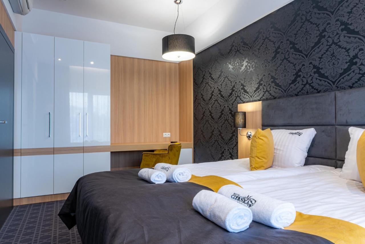 Hotel Nad Czernica Czarne  Esterno foto