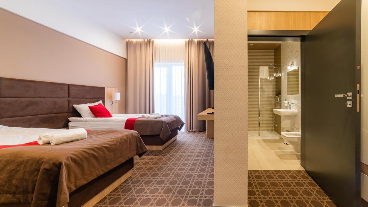 Hotel Nad Czernica Czarne  Esterno foto